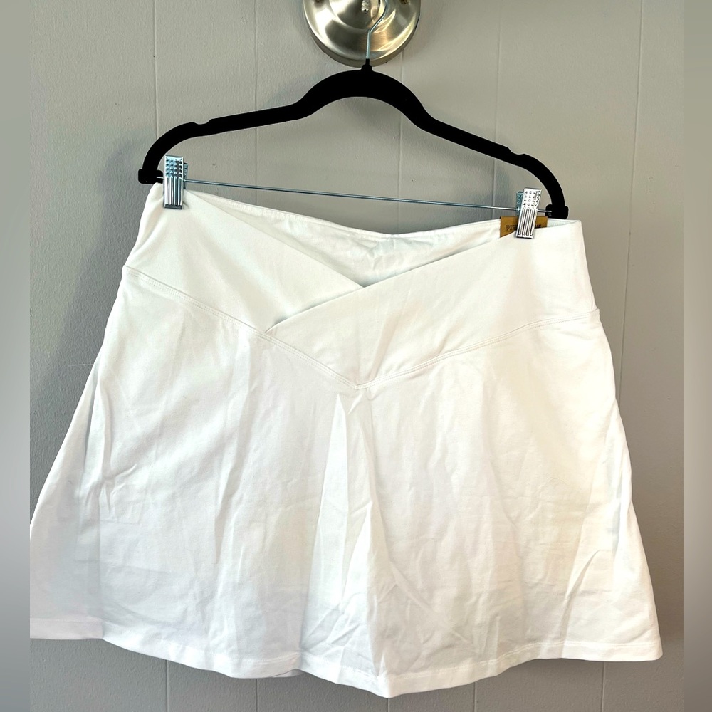 Victoria’s Secret Pink High Waist V Crossover Skort NWT